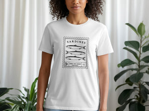 White t-shirt with a black stamp design featuring three sardines and text.