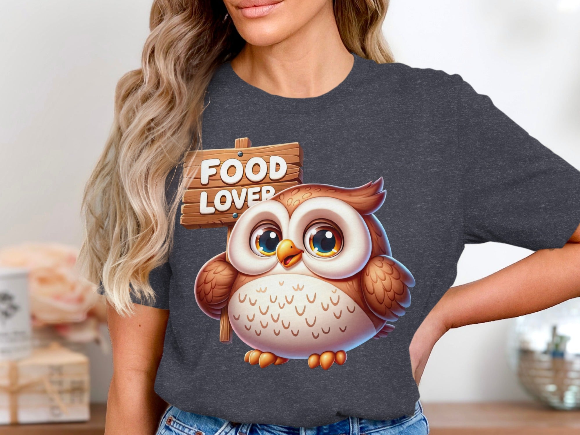 Cartoon owl with large eyes and a wooden sign that reads "FOOD LOVER".